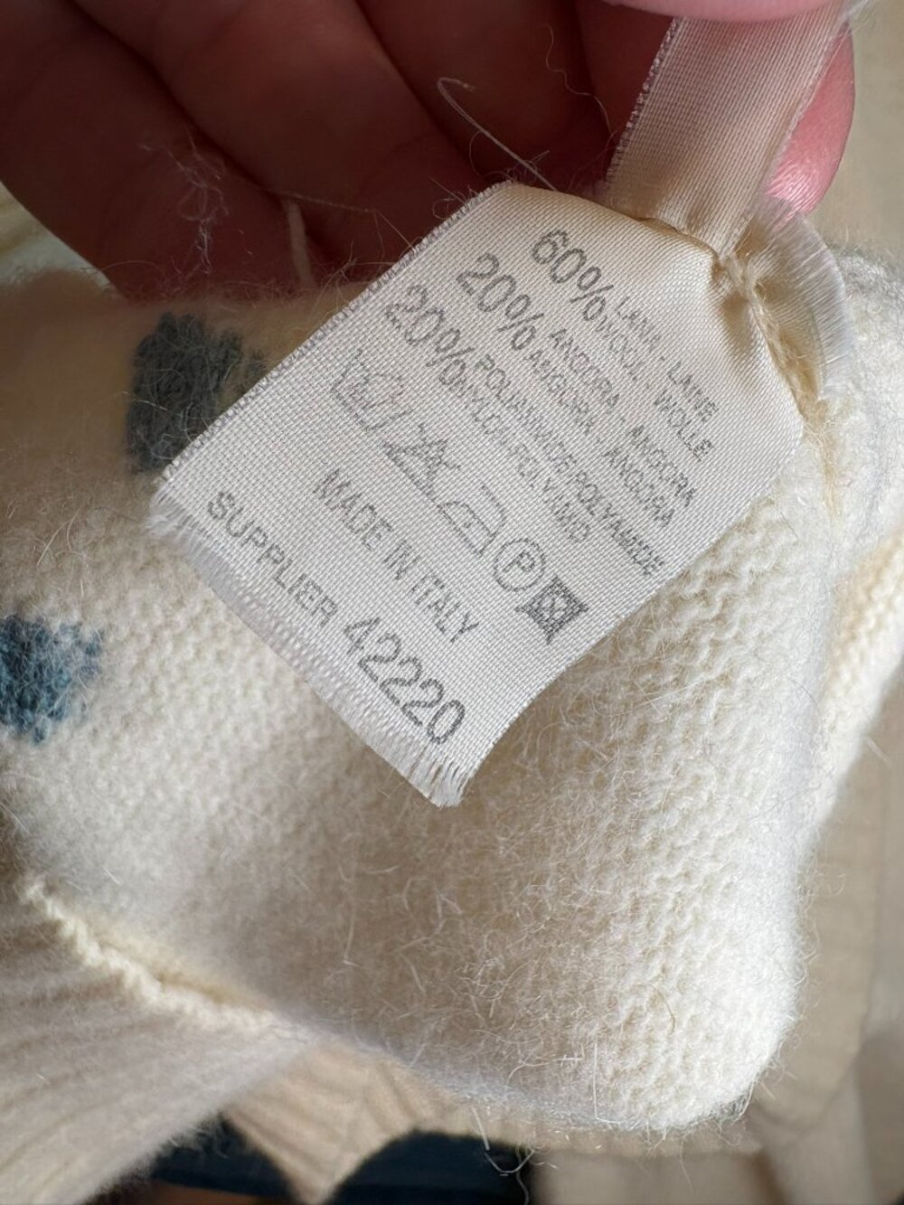 Vintage Made in Italy Wool Angora Bunny Heart Mock Neck Cottagecore Sweater S - Picture 13 of 13
